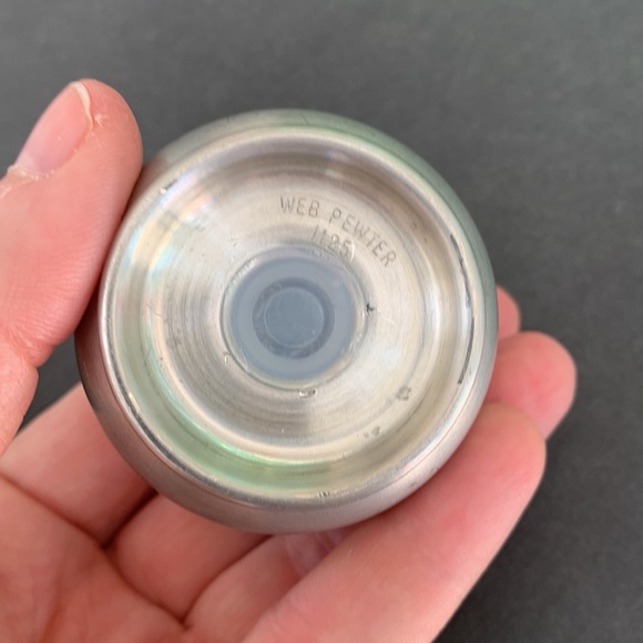 Vintage Web Pewter salt and pepper shakers. Apple and pear. Circa 1984 - Picture 5 of 6